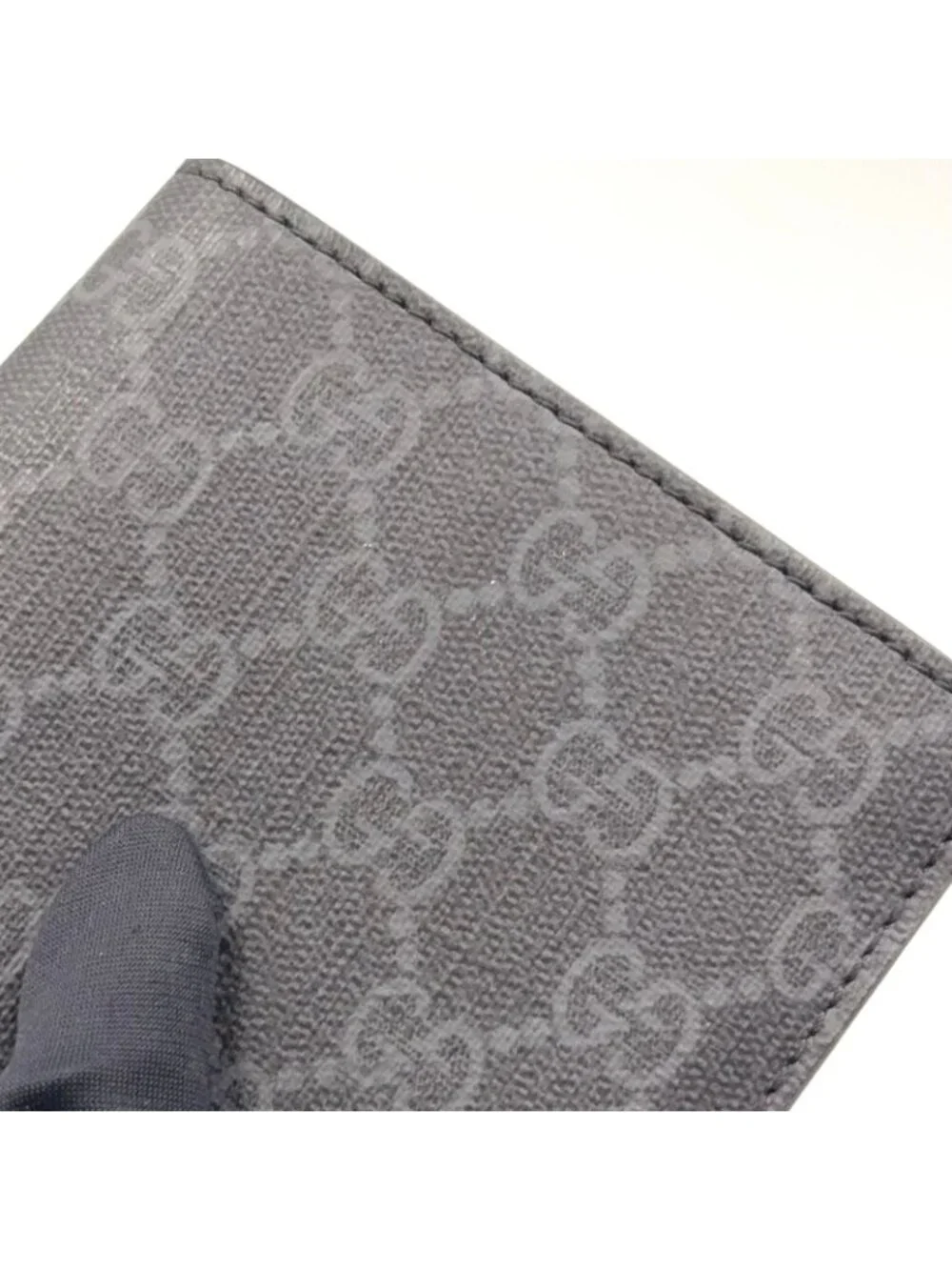 Gucci New Web GG Supreme Gray Bifold Wallet